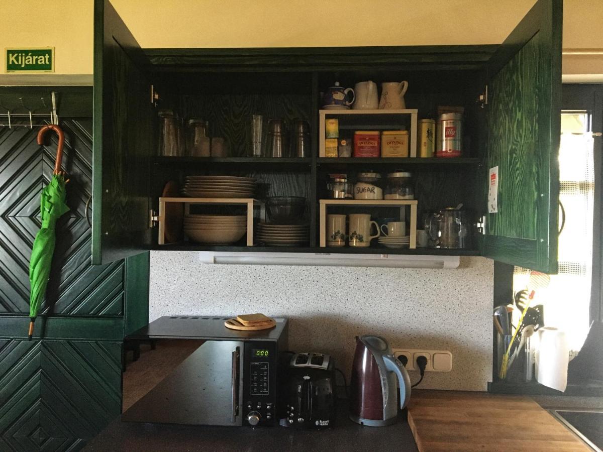 Somlo Wineshop Guesthouse Somlovasarhely ภายนอก รูปภาพ
